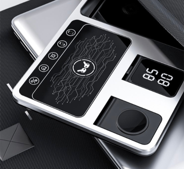 4-in-1-oplaadstation met snelladen voor smartphones, horloges en hoofdtelefoons – compact ontwerp