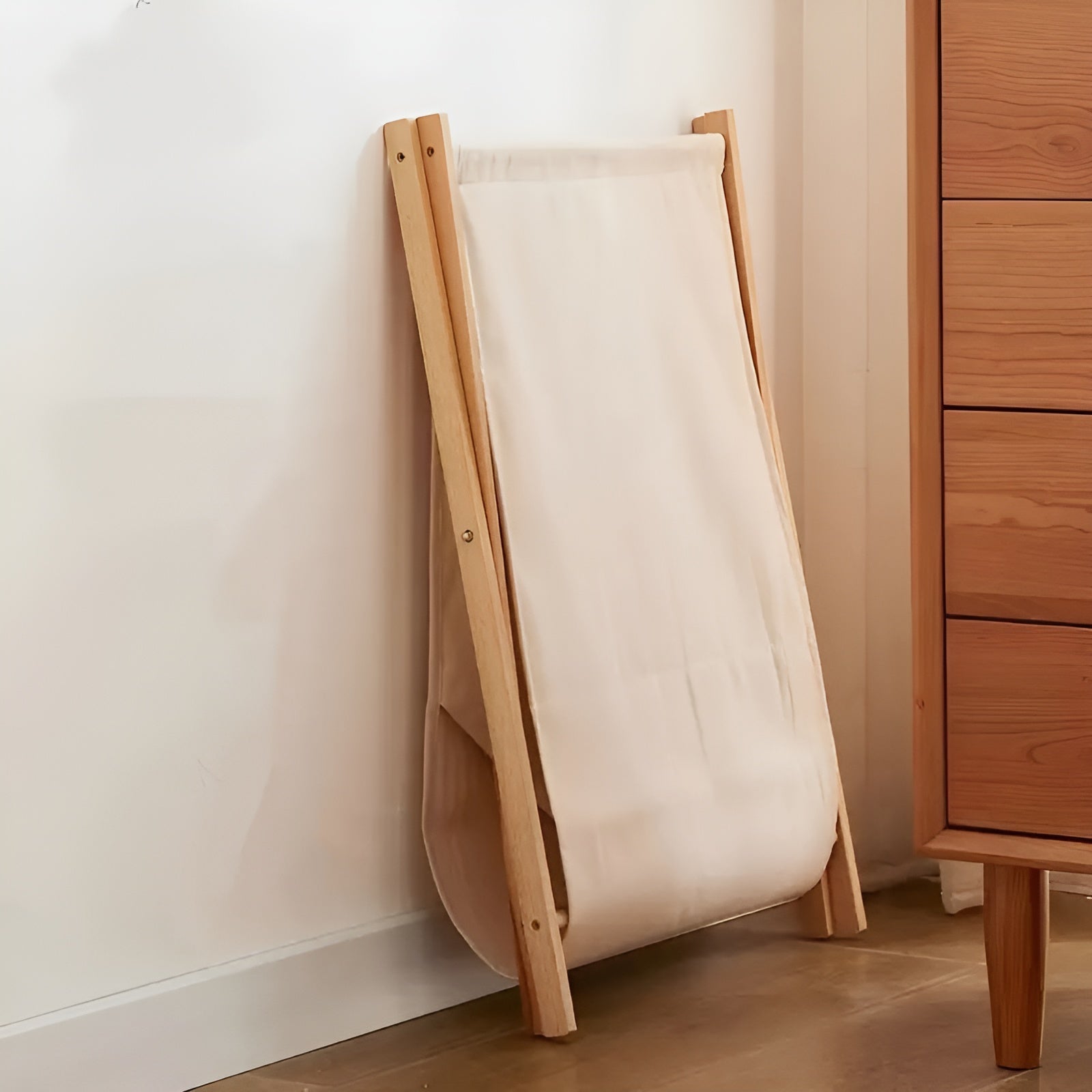Opvouwbare Houten Wasmand – Duurzaam, Ruimtebesparend en Stijlvol