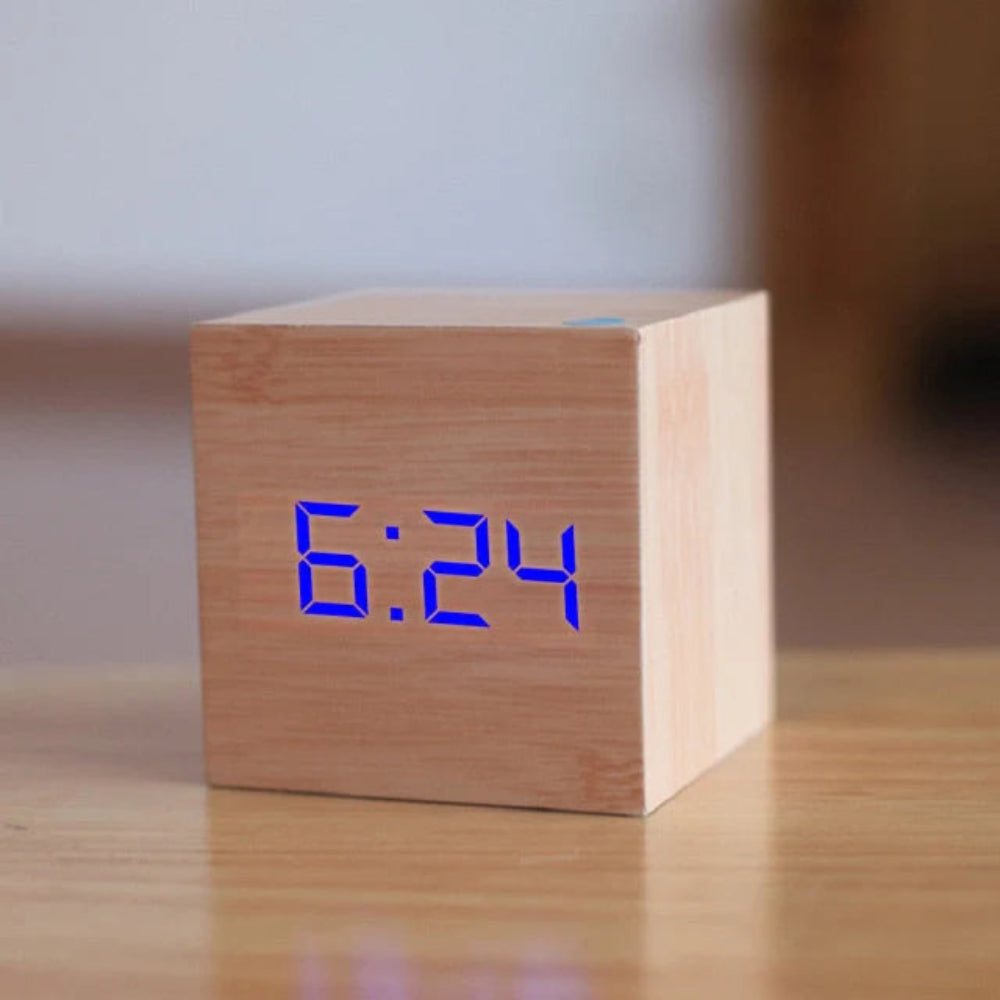 Compacte Mini Digitale Wekker met Instelbare Helderheid en Nachtmodus - LED Wekker voor Tijd, Datum en Temperatuur