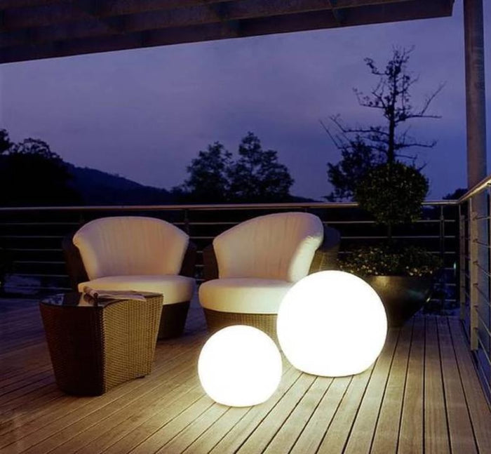 Draagbare Buitenlamp met Afstandsbediening – Moderne Lamp in 4 Kleuren, USB Oplaadbaar, Geschikt voor Binnen en Buiten
