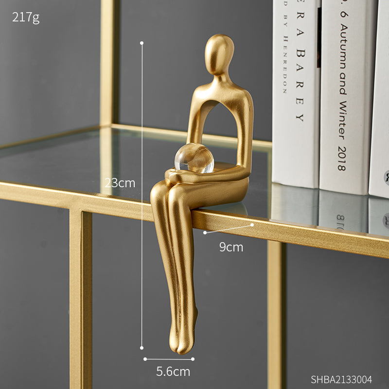 Decoratief beeld van de Gouden Denker - 23 cm hoog voor thuis- en kantoordecoratie