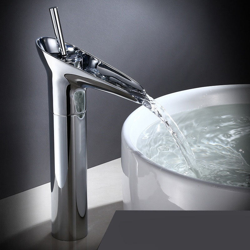 Luxe antieke koperen fittingen- elegante, duurzame mengtap voor warm en koud water