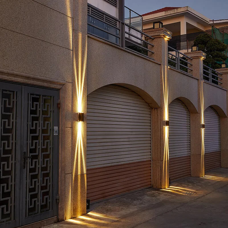Moderne LED Buiten Wandlamp - Waterdicht IP65, Energiezuinig en Stijlvol voor Terrassen en Tuinen