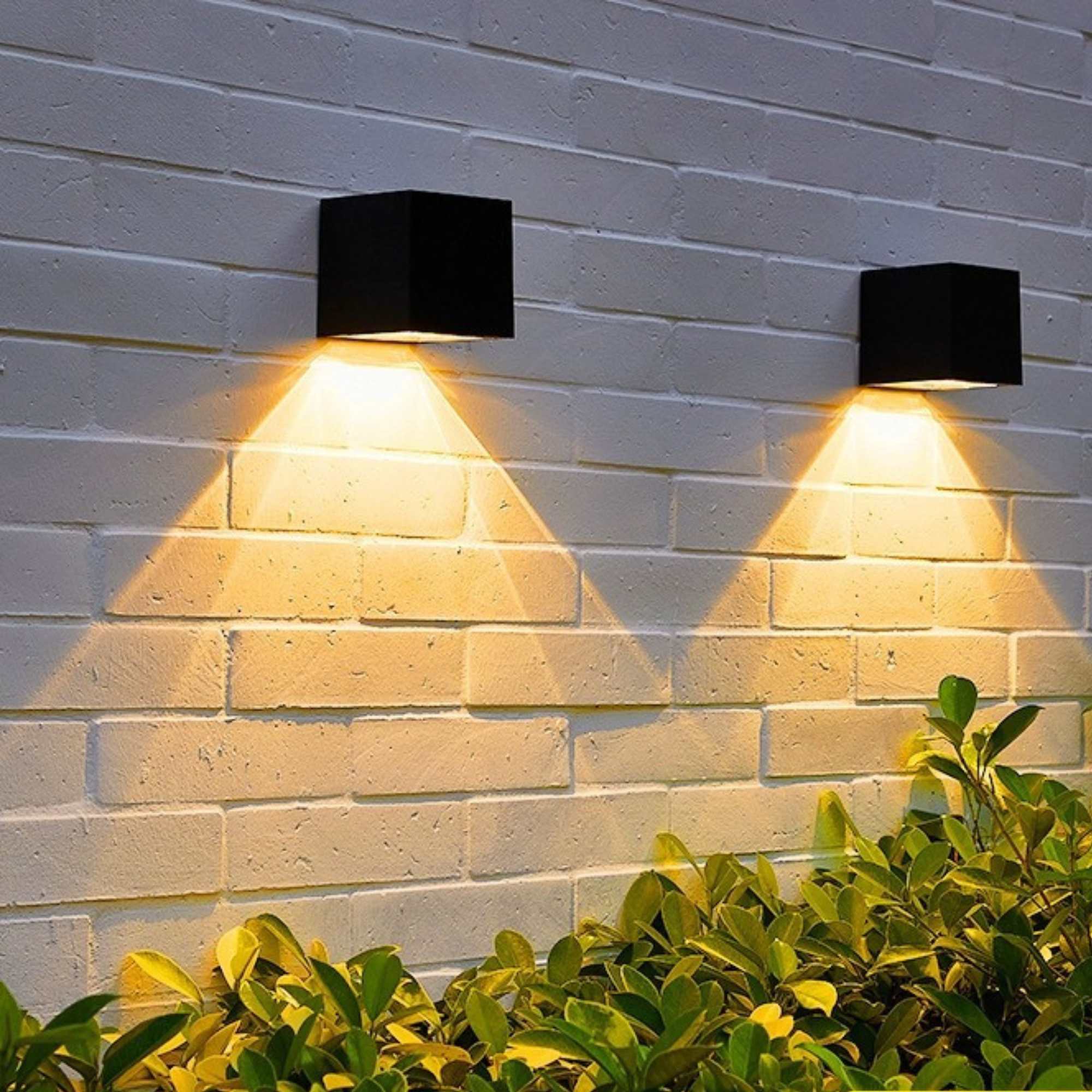 Solar Buiten Wandlamp IP65 met Automatische Lichtsensor en Minimalistisch Design voor Tuin en Terras