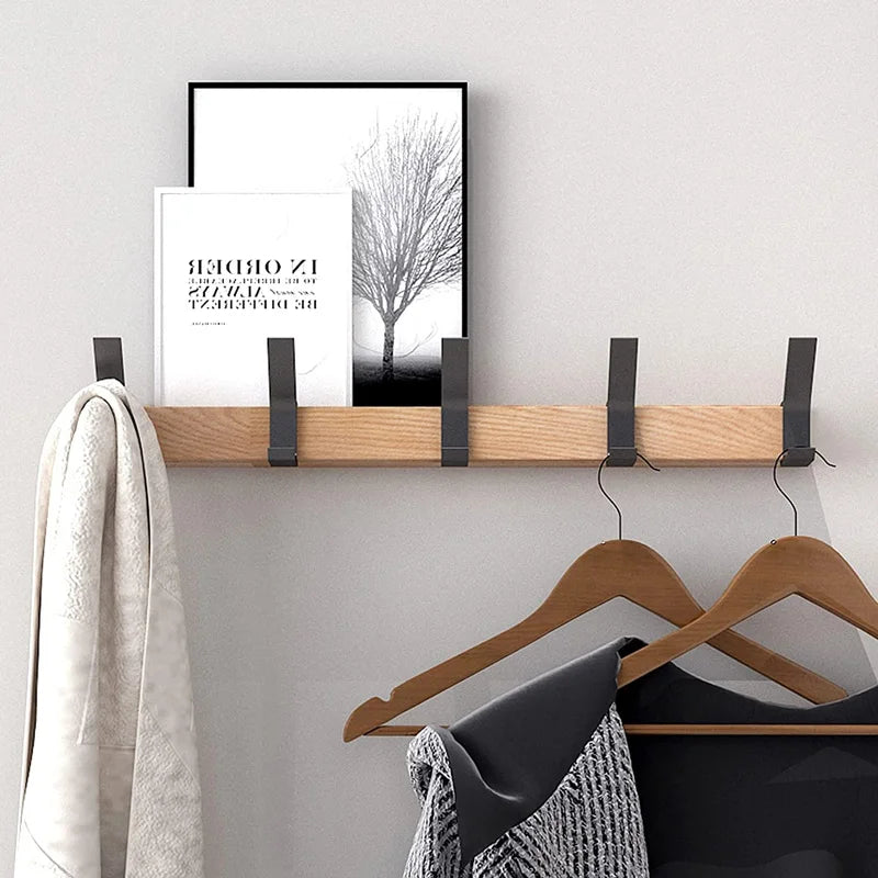Zwarte wandkapstok met 5 dubbele kapstokken – Modern Scandinavisch design voor hal en slaapkamer