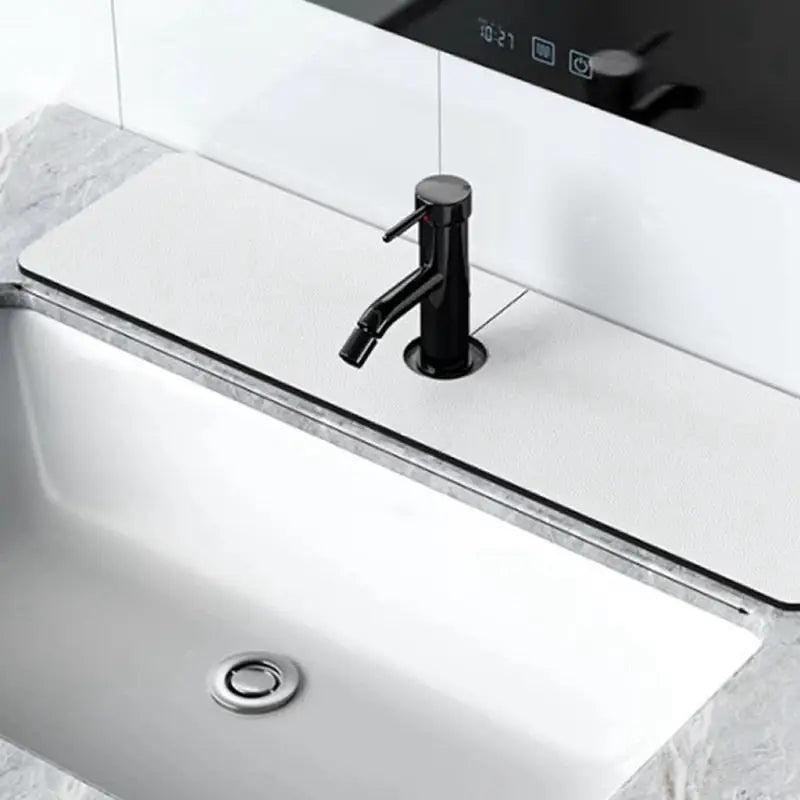 AquaMat Gootsteen mat voor keuken- en badkamerkranen – Hoogwaardig materiaal, antislip achterkant, gemakkelijk schoon te maken
