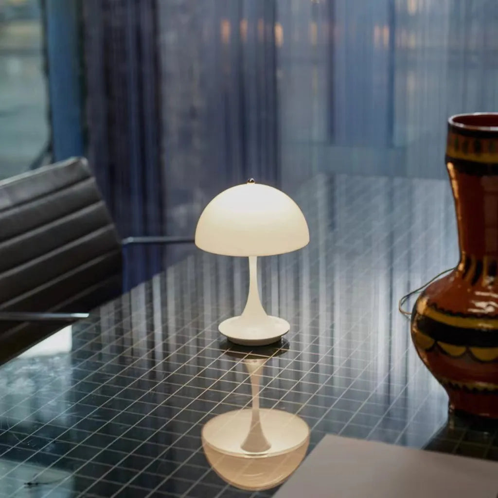 Moderne Glazen Tafellamp - Verstelbare Helderheid met Elegant Ontwerp