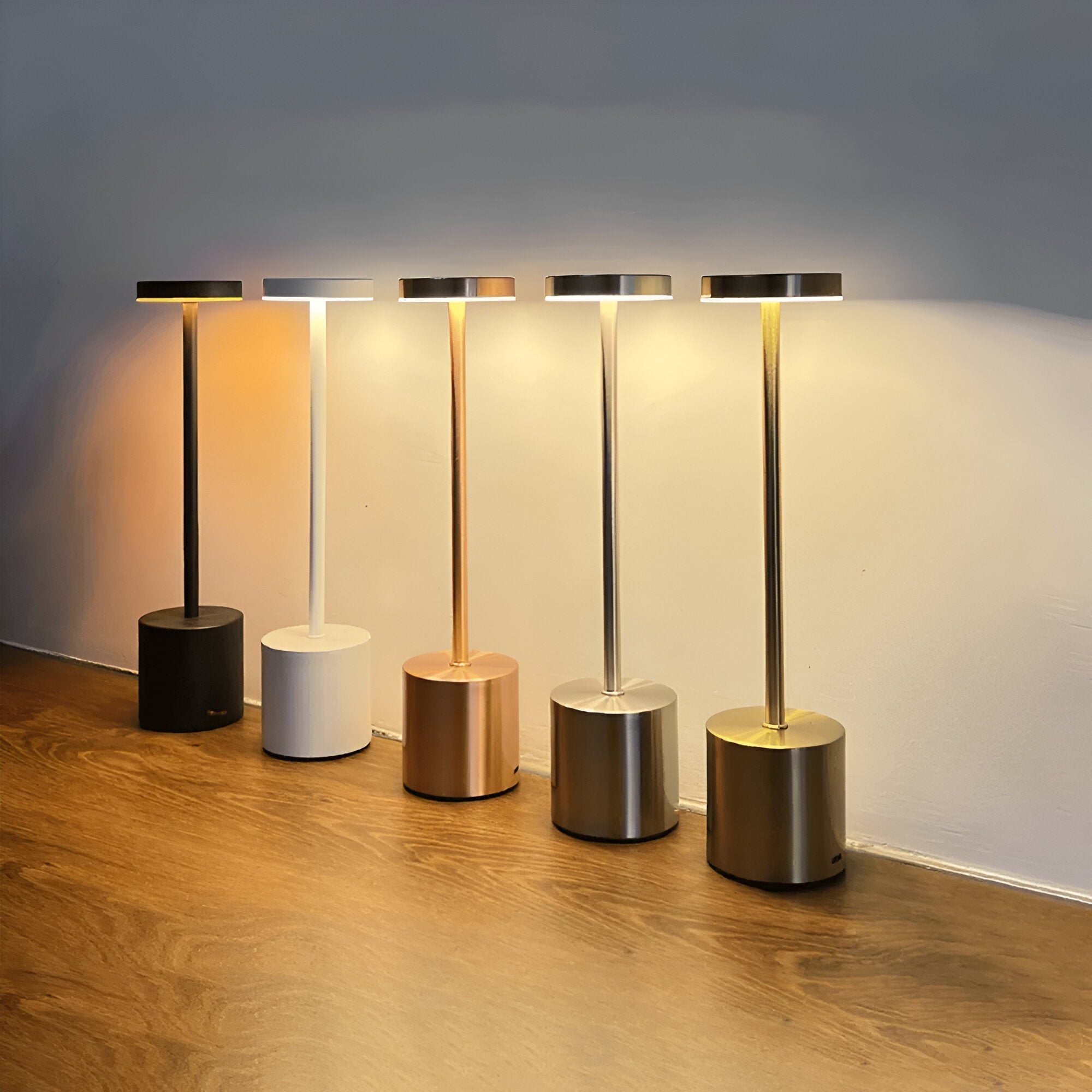 Draadloze Oplaadbare Tafellamp met Dimbare Functie en Drie Kleurtemperaturen - Modern LED Design
