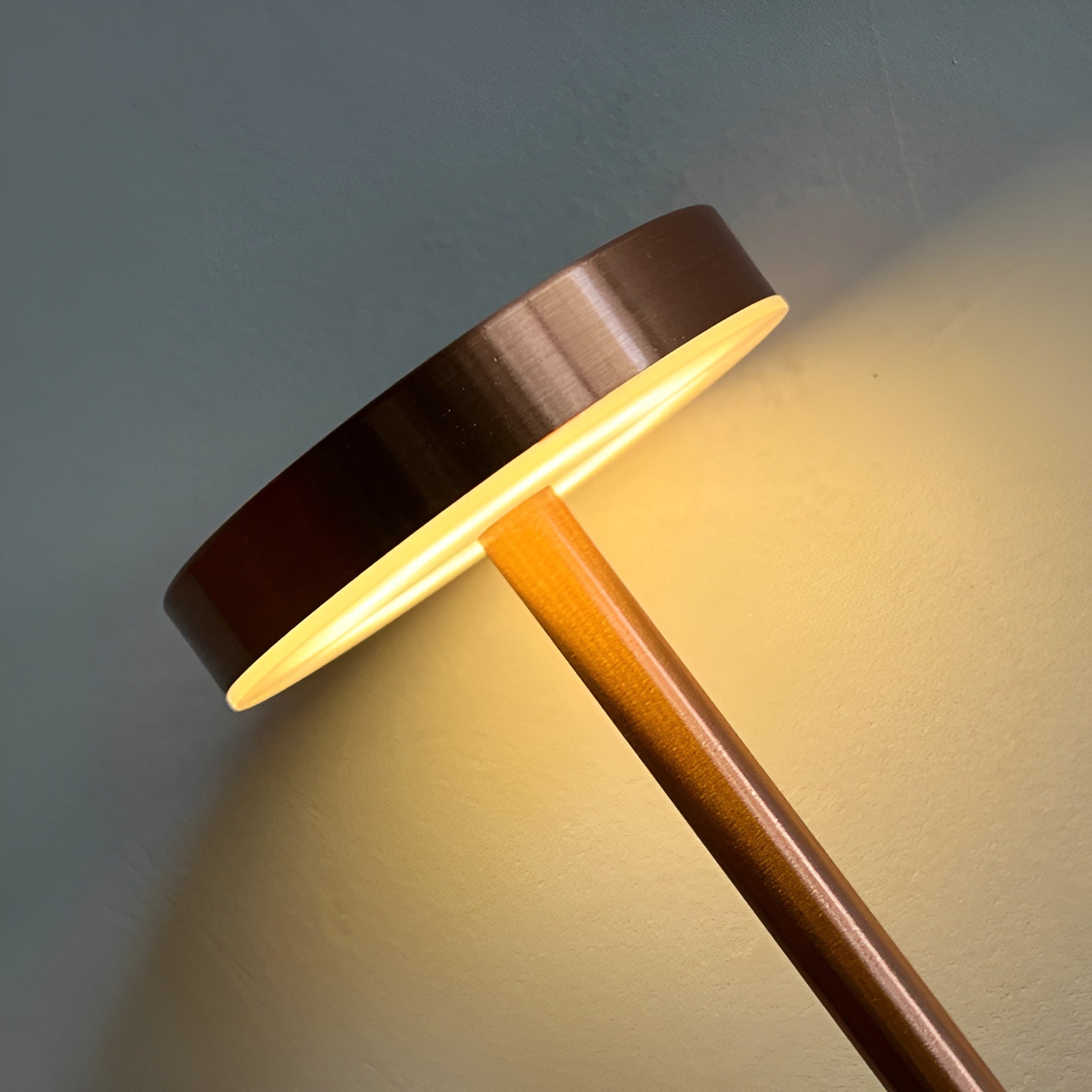 Draadloze Oplaadbare Tafellamp met Dimbare Functie en Drie Kleurtemperaturen - Modern LED Design