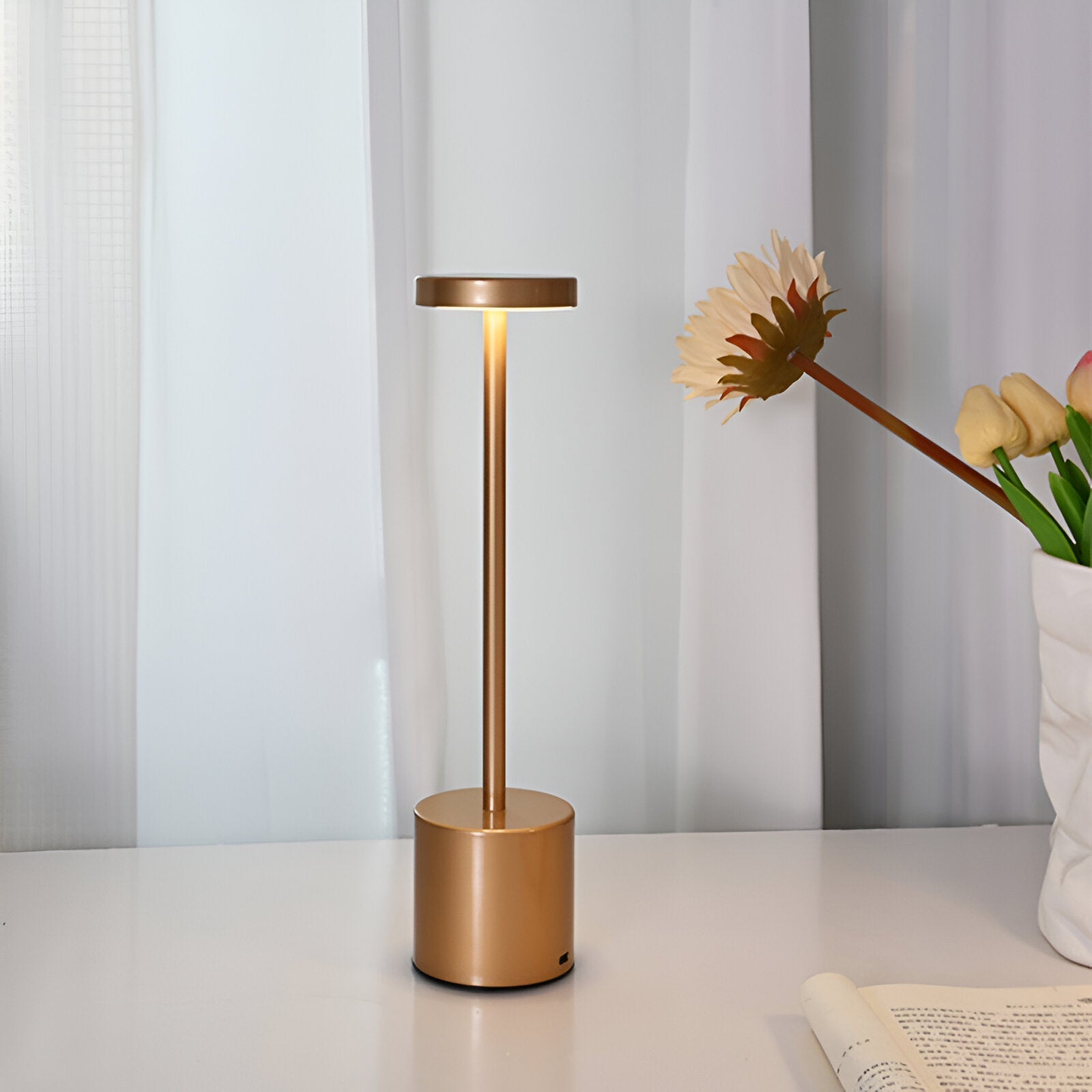 Draadloze Oplaadbare Tafellamp met Dimbare Functie en Drie Kleurtemperaturen - Modern LED Design