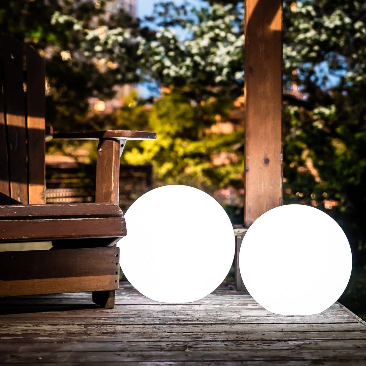 Draagbare Buitenlamp met Afstandsbediening – Moderne Lamp in 4 Kleuren, USB Oplaadbaar, Geschikt voor Binnen en Buiten