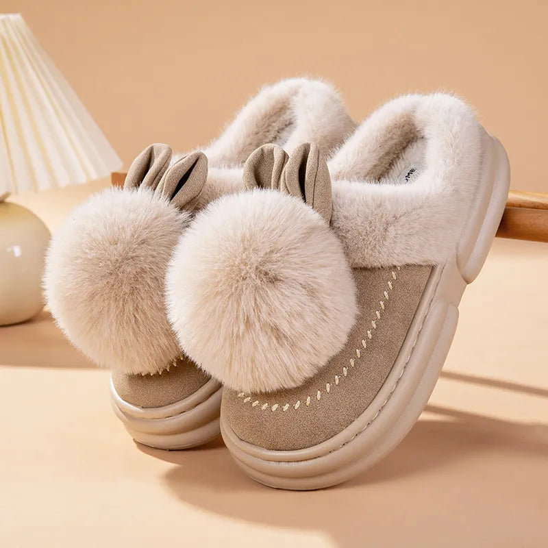 Fluffy Bunny Slippers met Faux Leer en Luxe Faux Bontvoering voor Ultiem Comfort en Warmte - Verkrijgbaar in Meerdere Maten