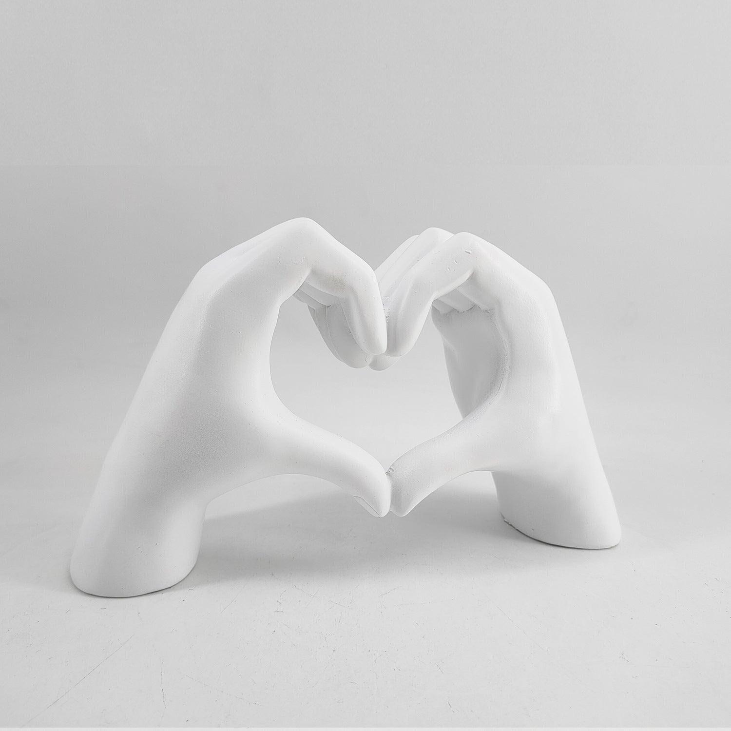 Handgemaakte Houten Decoratie in Hartvorm – LoveSculpt voor Warmte en Liefde in Huis
