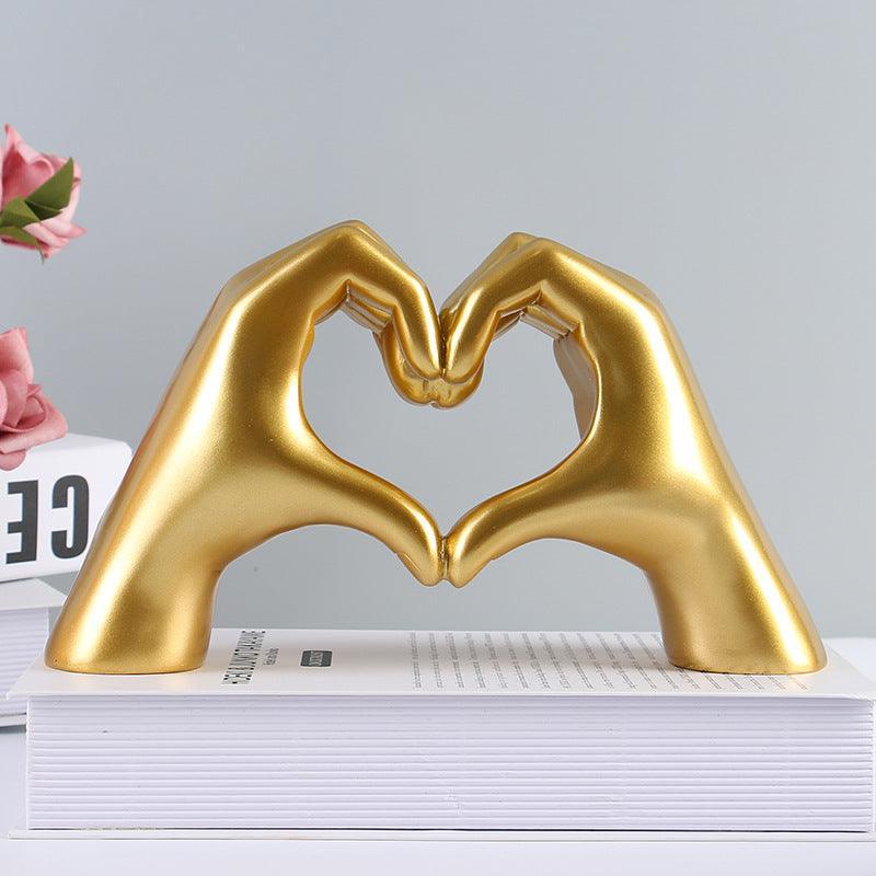Handgemaakte Houten Decoratie in Hartvorm – LoveSculpt voor Warmte en Liefde in Huis