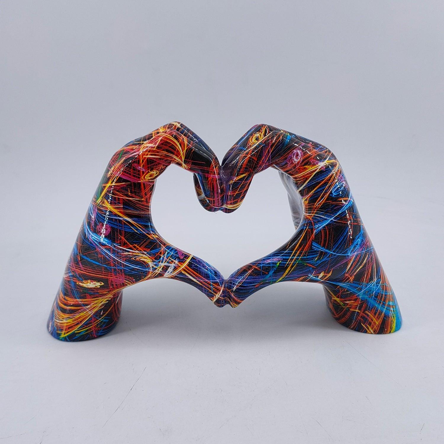 Handgemaakte Houten Decoratie in Hartvorm – LoveSculpt voor Warmte en Liefde in Huis
