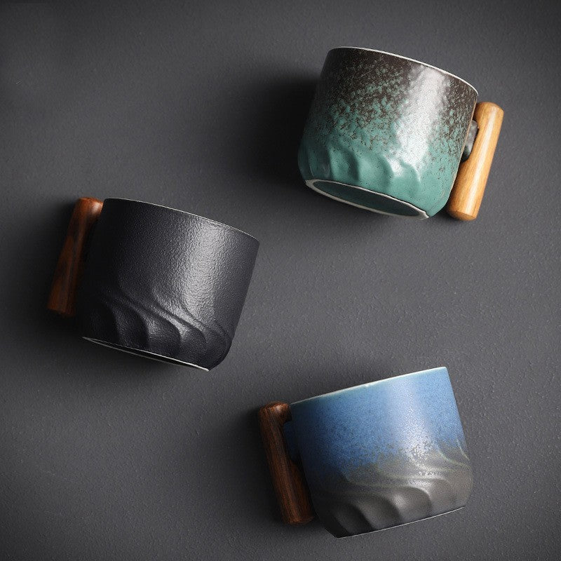 Handgemaakte kop met handvat – Japans ontwerp voor espresso en sake