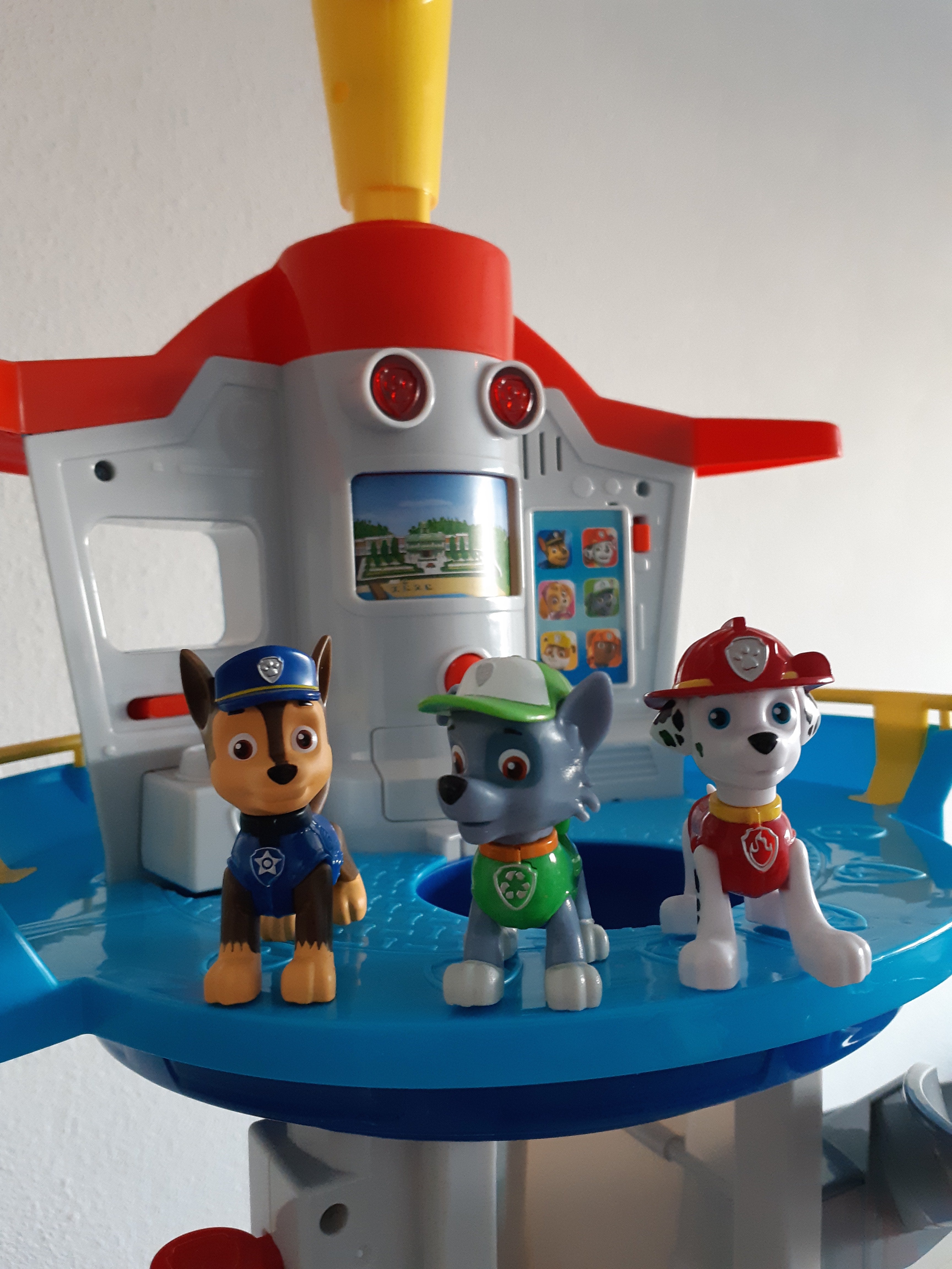 Kinderspeelset met auto's en glijbaan