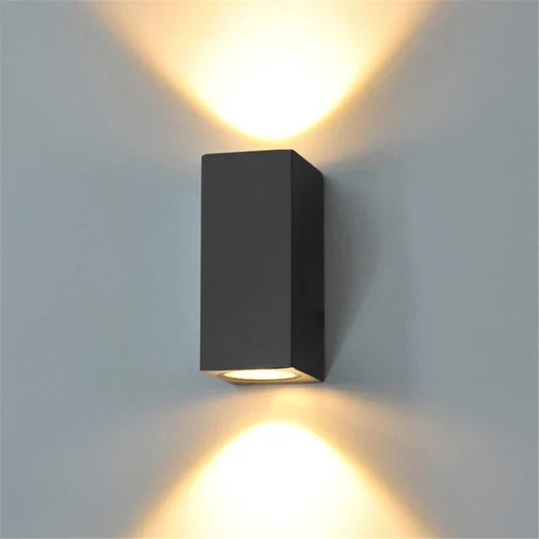 Moderne buitenwandlamp met waterdichte behuizing en energiezuinige ledverlichting
