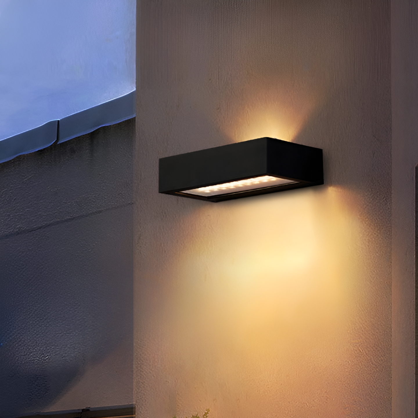 Moderne waterdichte buitenwandlamp met sensor - oplaadbaar op zonne-energie, minimalistisch ontwerp, geschikt voor buiten